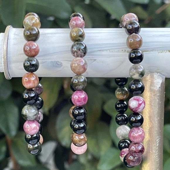 8mm Tourmaline Stretch Bead Bracelet - Picture 4 of 4